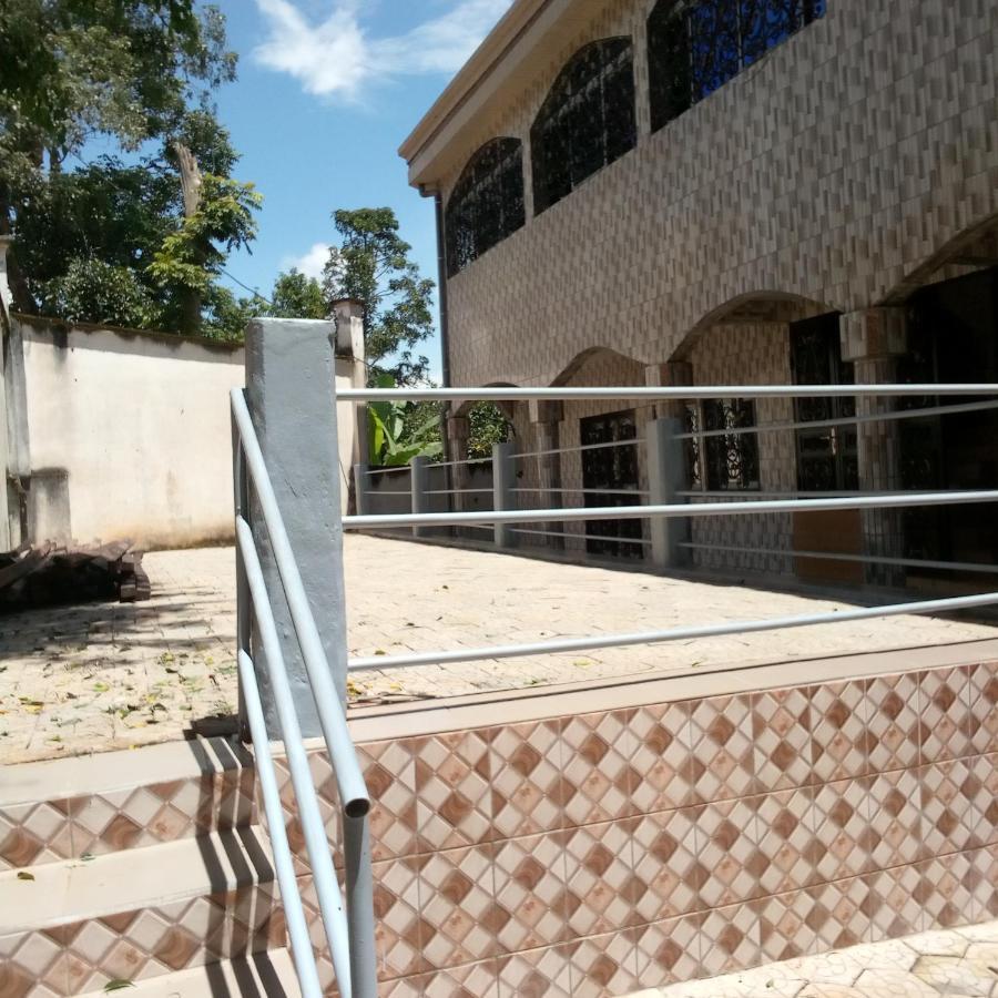 Residence Du Pelerin - Villa L'Ecrin De Verdure A Bandjoun Bagian luar foto